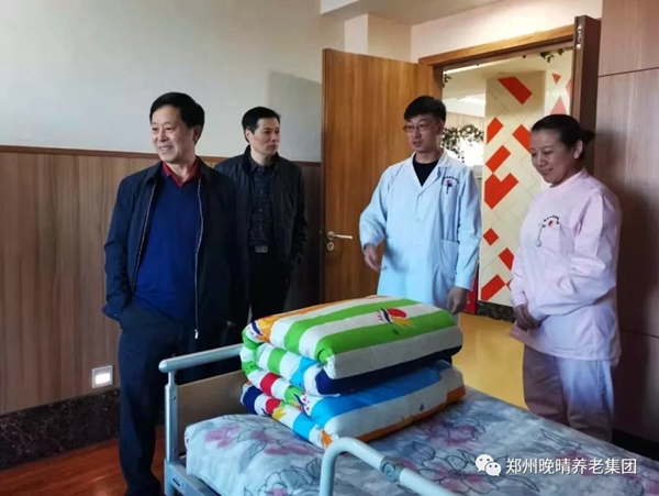 市卫健委党组成员张中建到中原晚晴养老服务中心调研指导